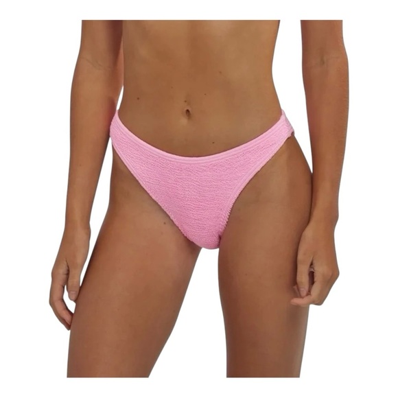 Love And Bikinis Classic Barcelona Full Coverage One
Size Bikini Bottom NWT - Picture 1 of 6